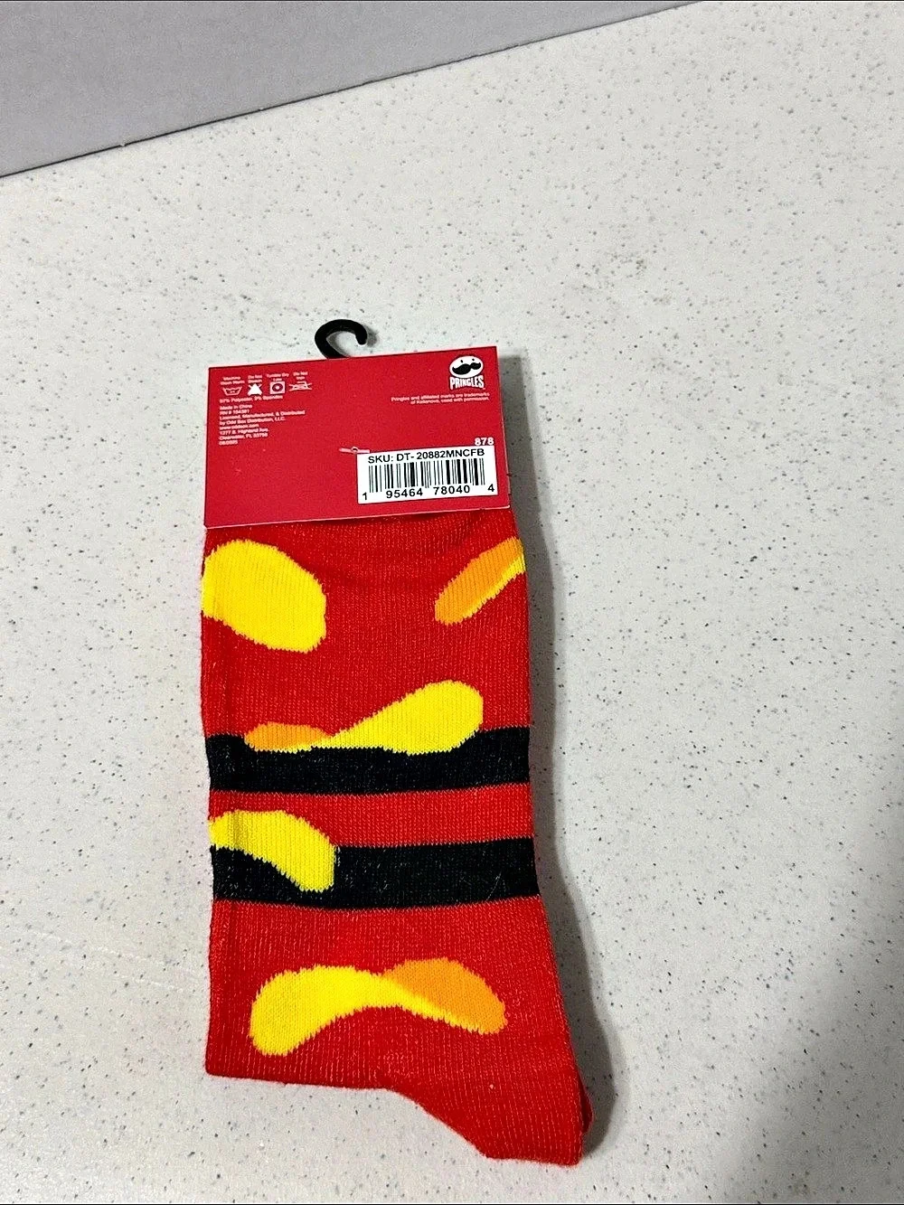 Pringles Original Chips Can Logo Athletic Crew Socks Red & Yellow Men's 9-13 NWT